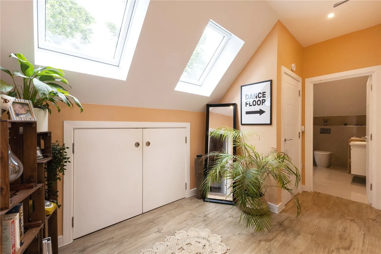 Weigall Road, SE12, photo 9