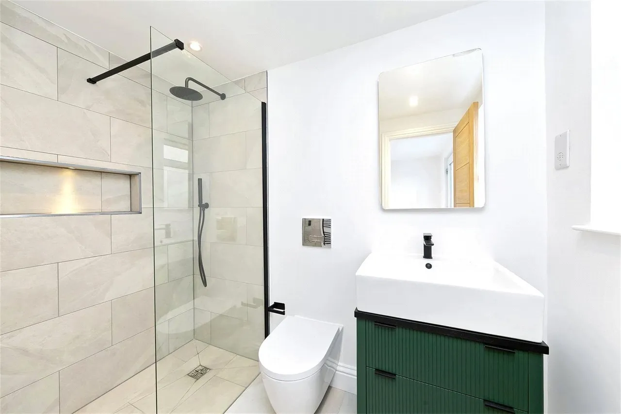 Royal Road, Teddington, TW11, photo 13