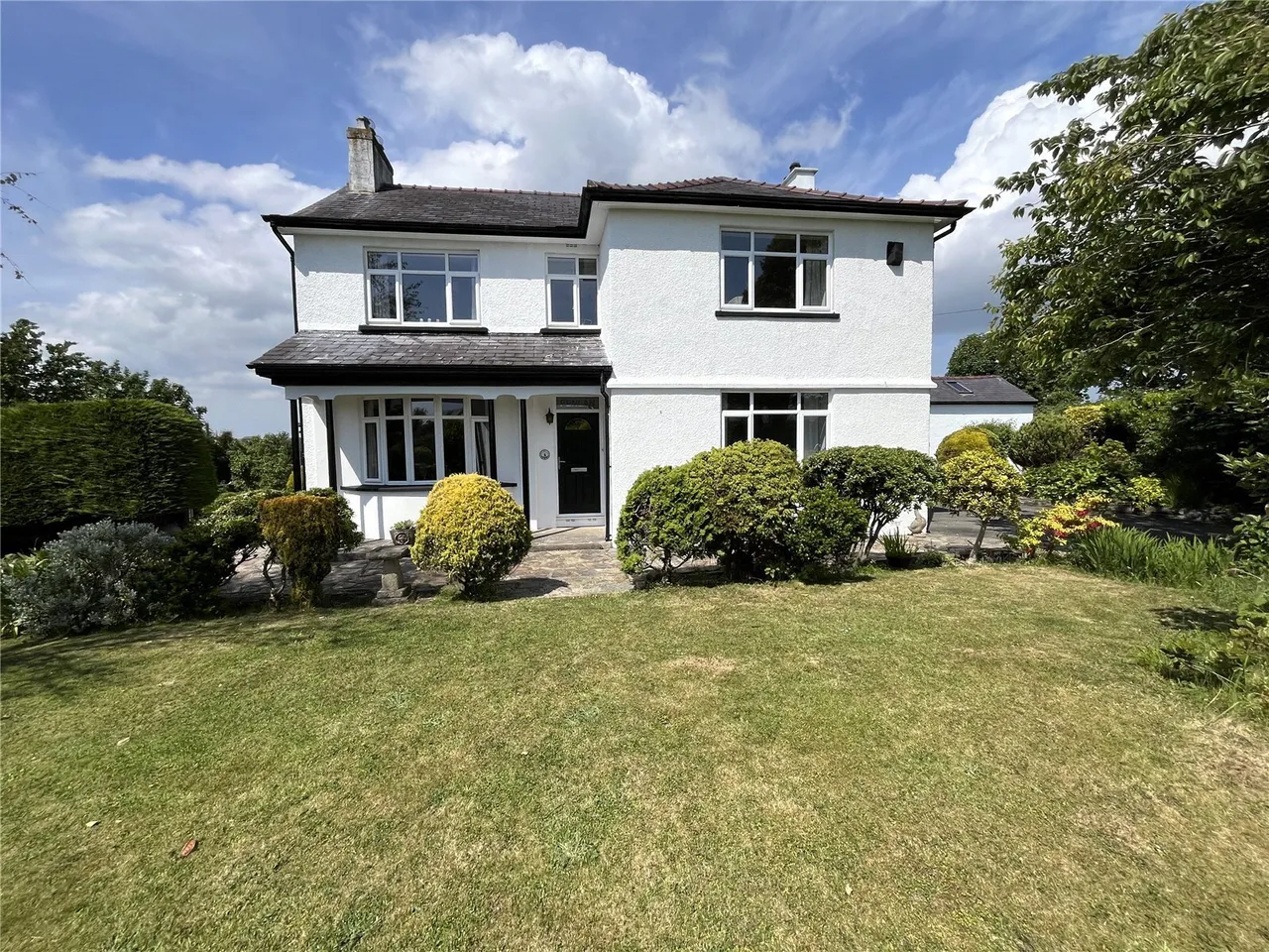 5 bed house for sale, Llanberis Road, Rhosbodrual, LL55