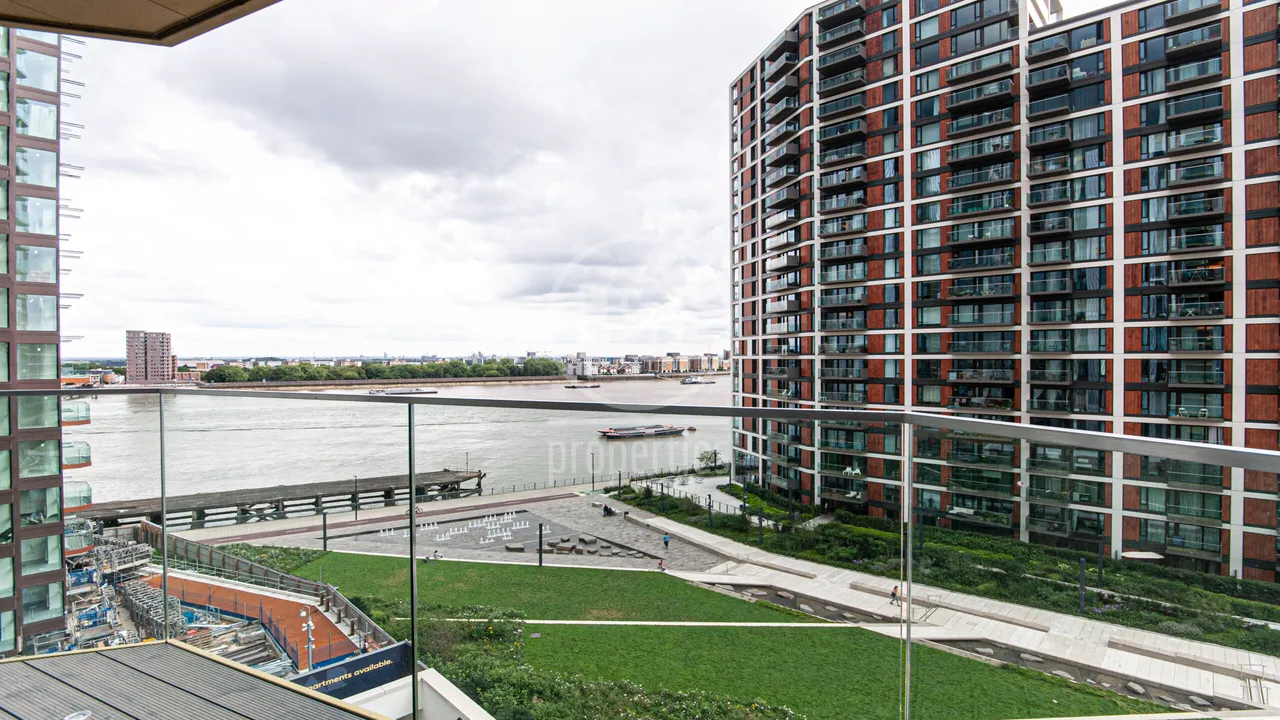 Brigadier Walk, Royal Arsenal Riverside, London, SE18 6NZ, photo 2