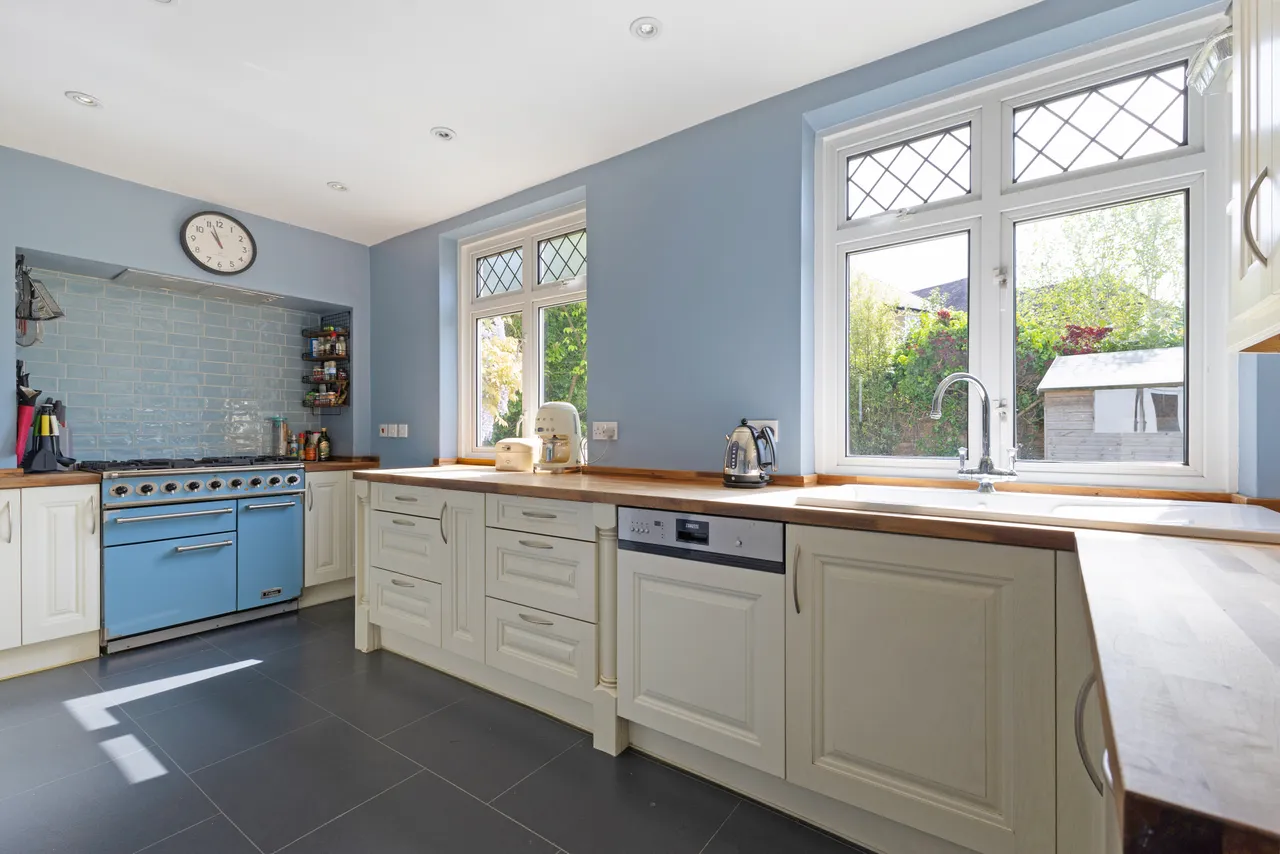 Epsom Road, Epsom, KT17, photo 5