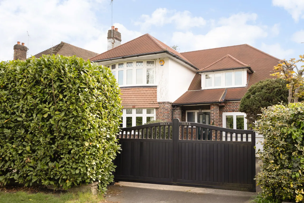 Epsom Road, Epsom, KT17, photo 12