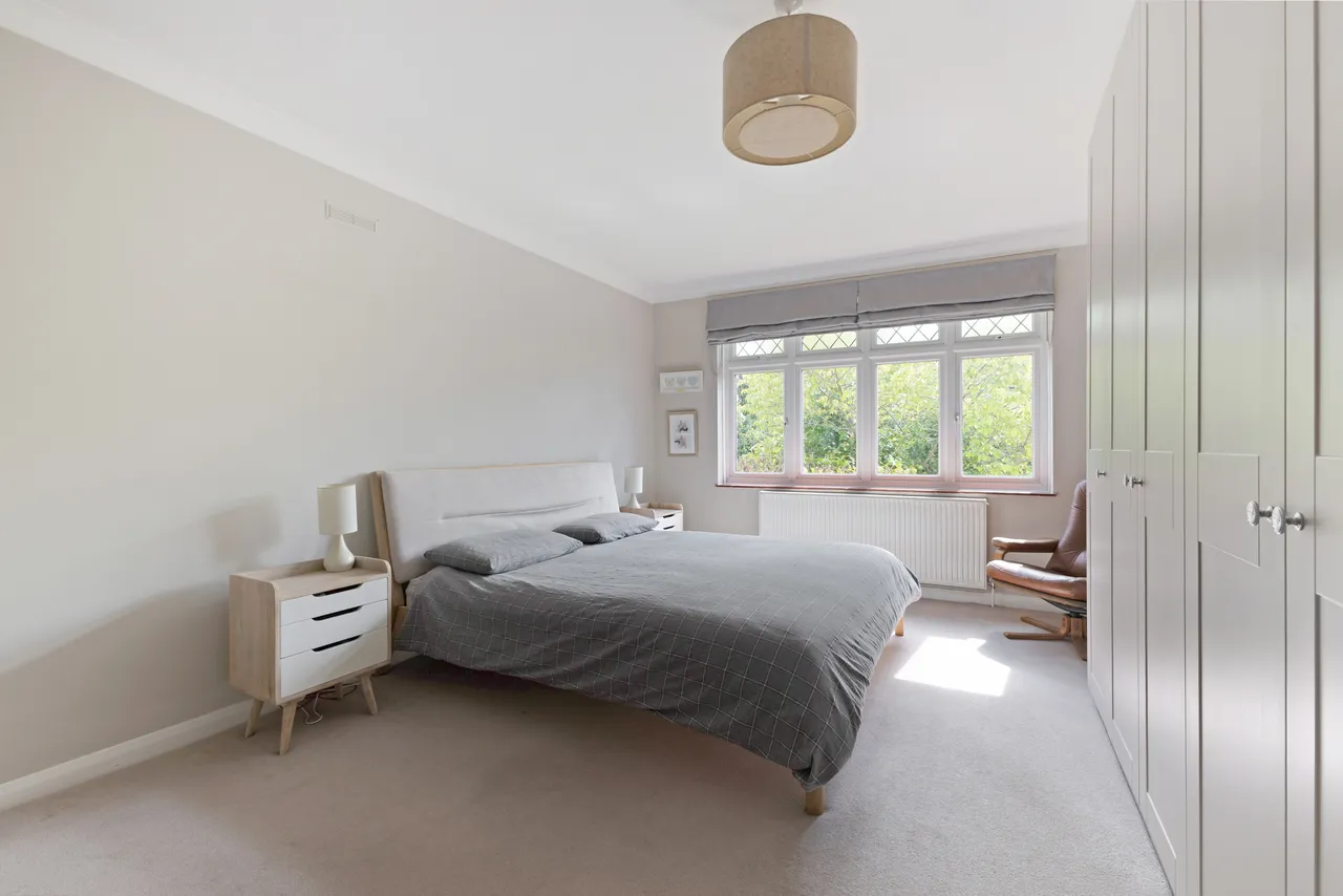 Epsom Road, Epsom, KT17, photo 7