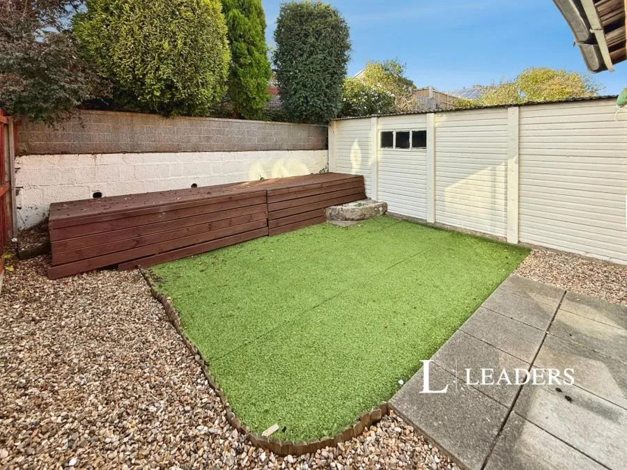 Cambridge Drive, Newcastle, ST5, photo 12