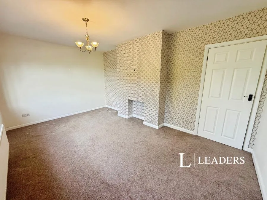 Cambridge Drive, Newcastle, ST5, photo 2