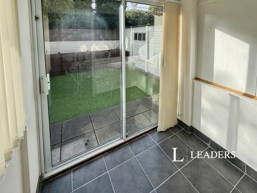 Cambridge Drive, Newcastle, ST5, photo 6