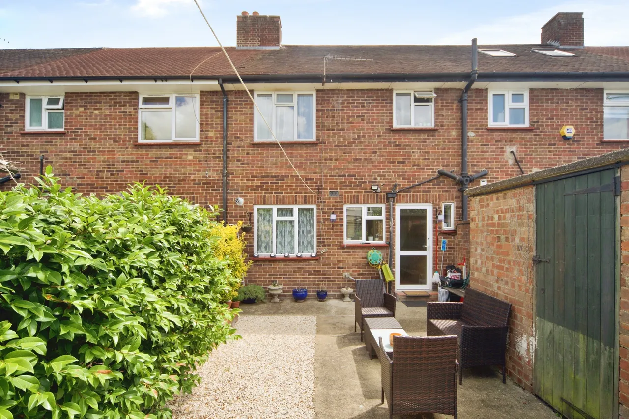 Sterling Avenue, Waltham Cross, EN8, photo 20