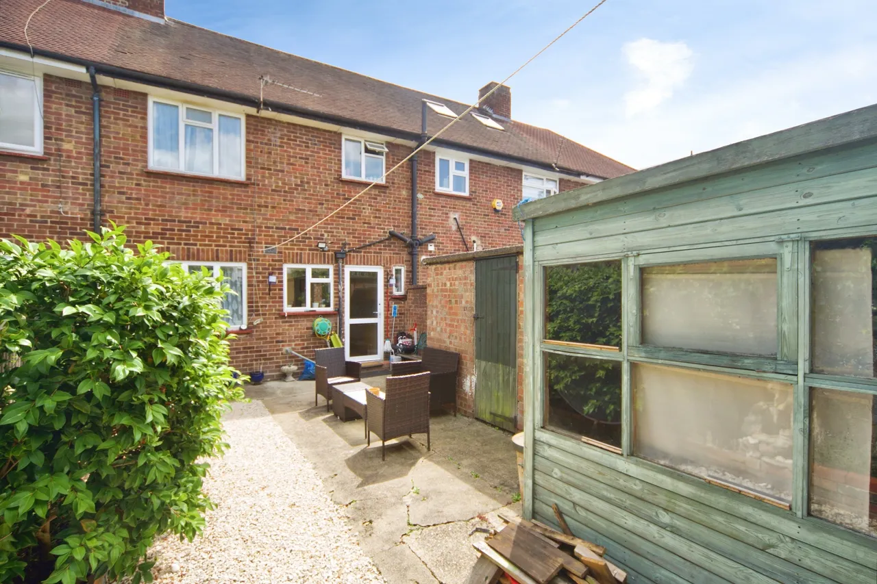 Sterling Avenue, Waltham Cross, EN8, photo 19