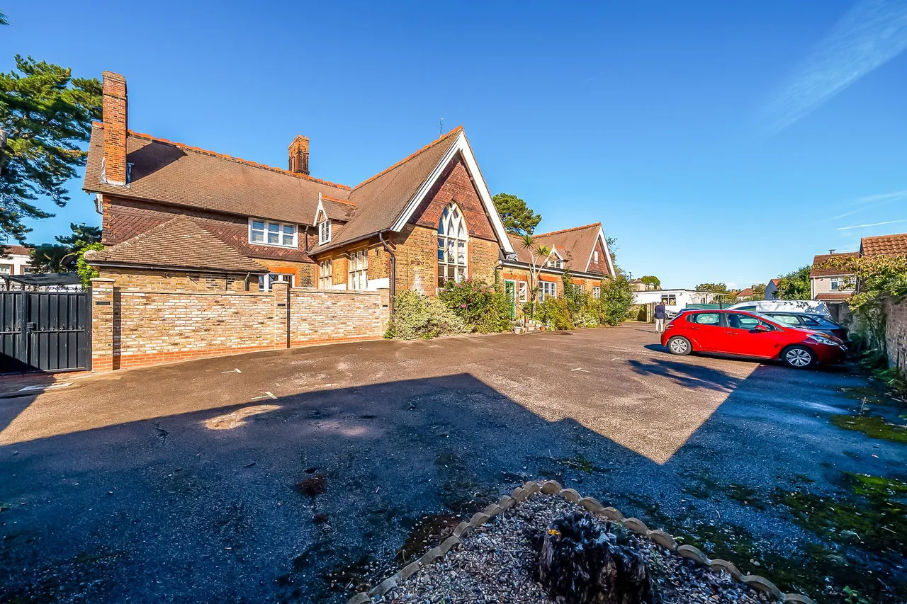 Upper Wickham Lane, Welling, DA16, photo 18