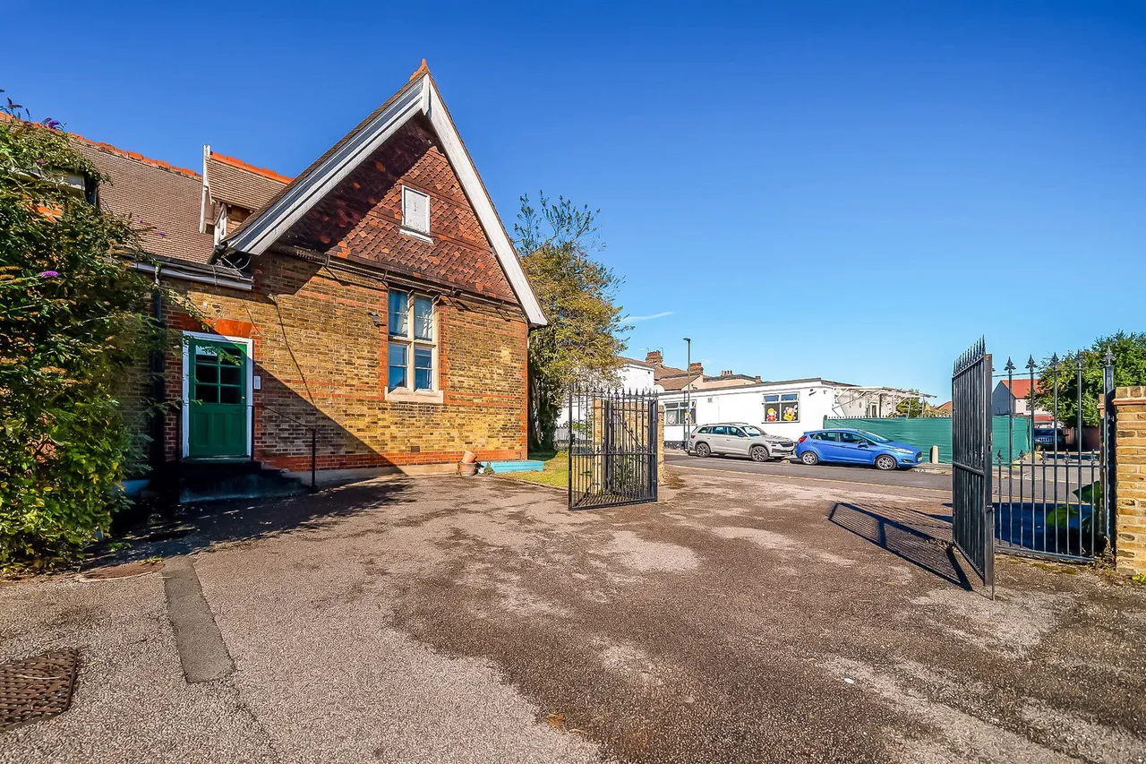 Upper Wickham Lane, Welling, DA16, photo 19