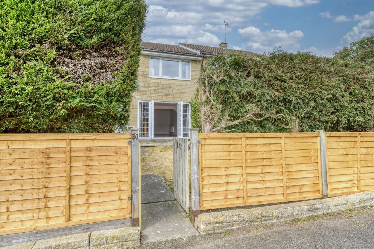 Cirencester, GL7, photo 11
