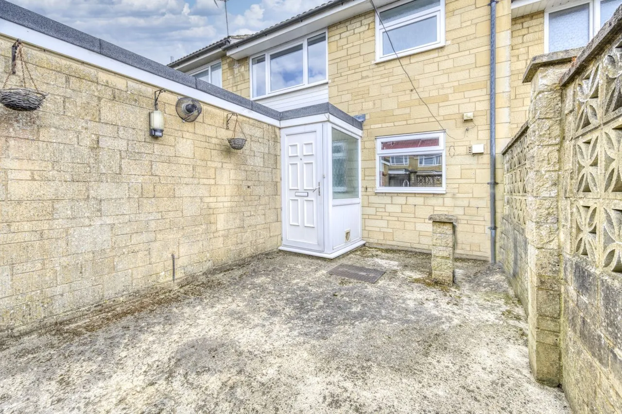 Cirencester, GL7, photo 12