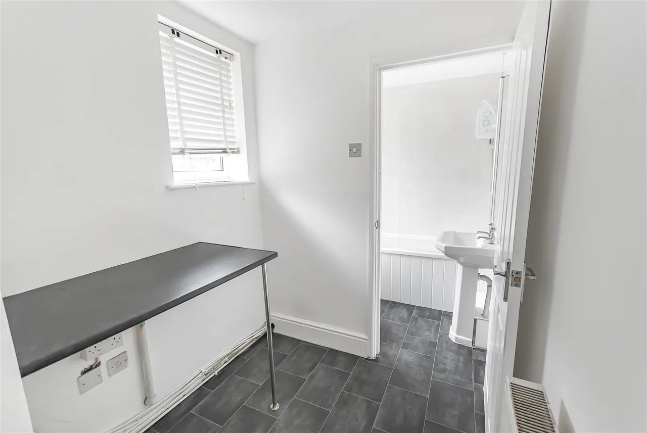 Gresham Street, Denton, Manchester, M34 3AW, photo 7