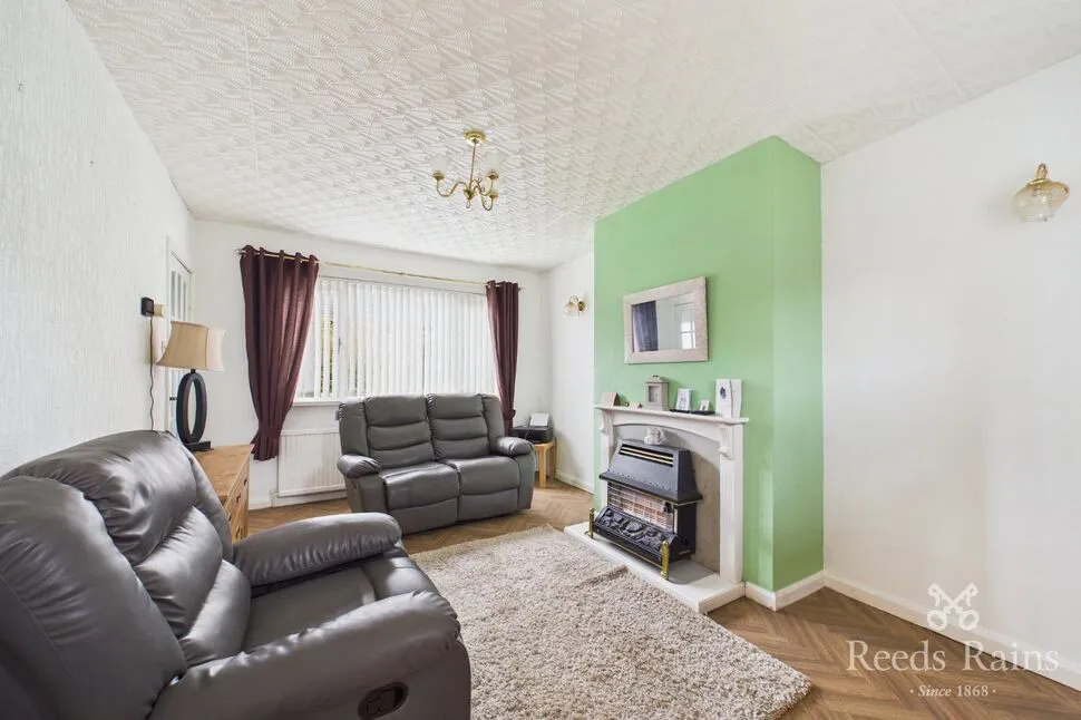 Baker Road, Morley, LS27, photo 5