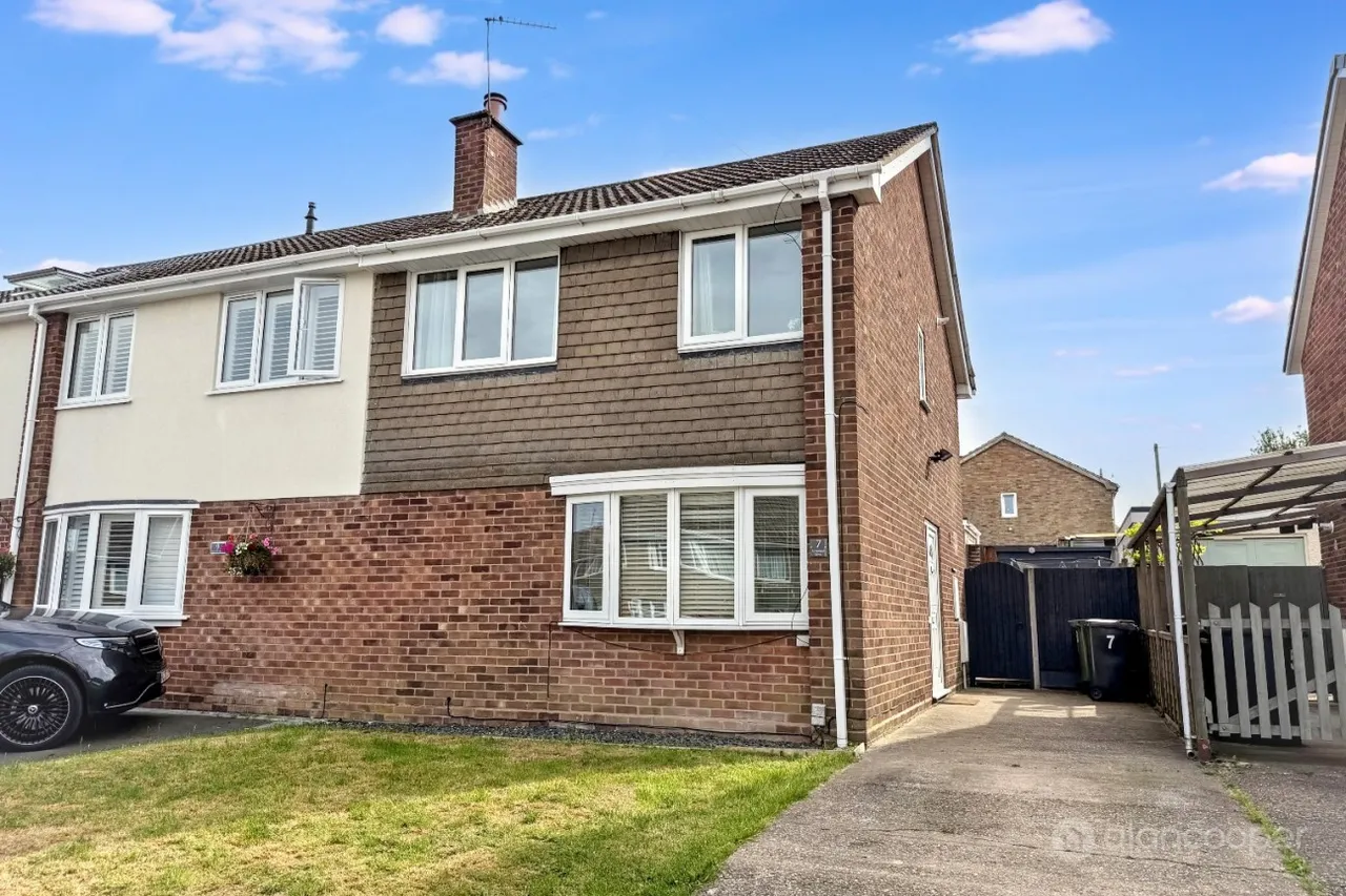 3 bed house for sale, Lingwood Drive, Stockingford, CV10