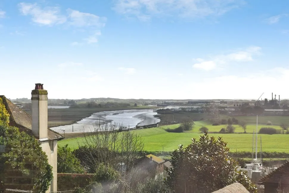 Hucksteps Row, Church Square, East Sussex, TN31, photo 7