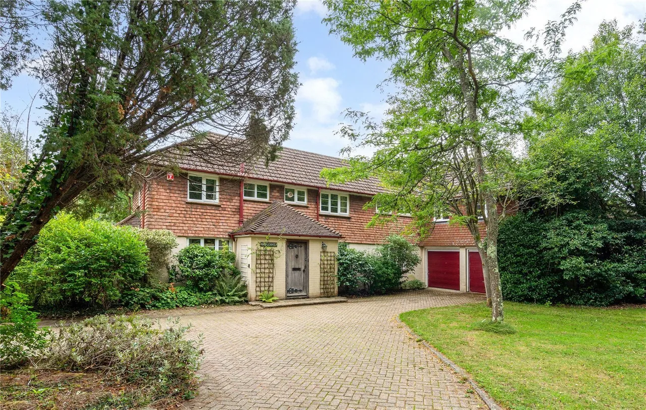 4 bed house for sale, Bepton, Midhurst, GU29