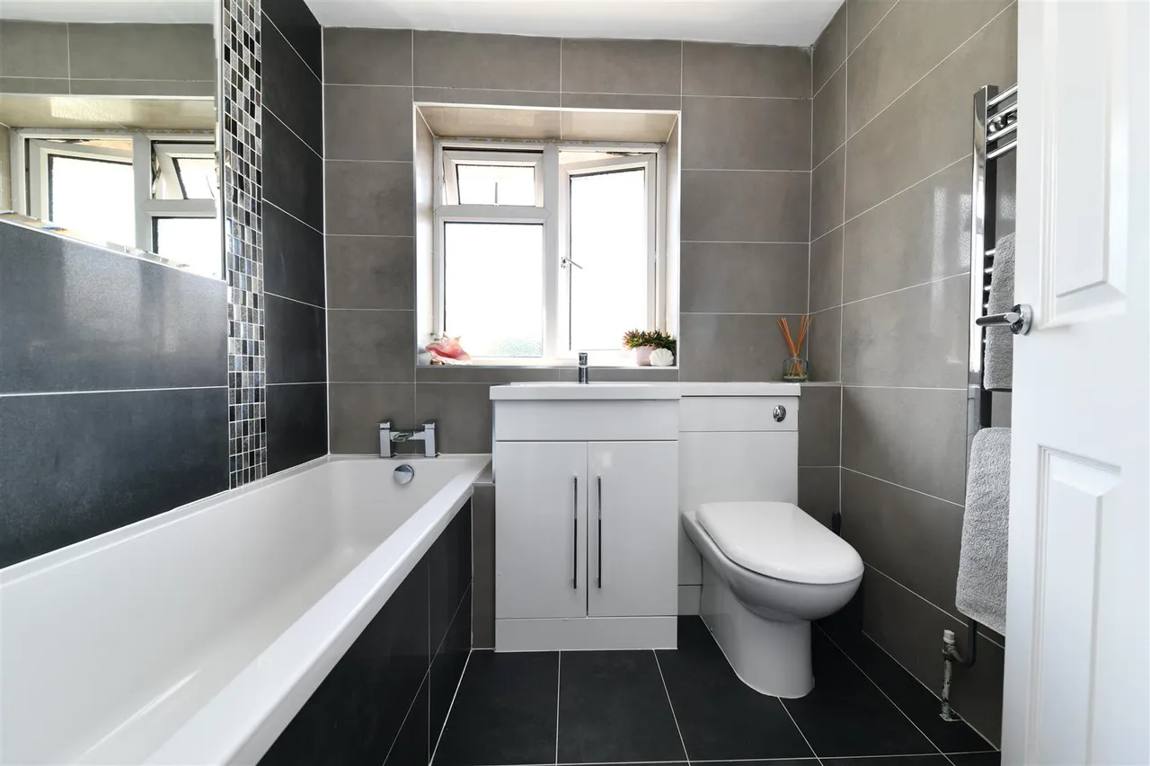 Newton Road, Stevenage, Herts, SG2 0BU, photo 8