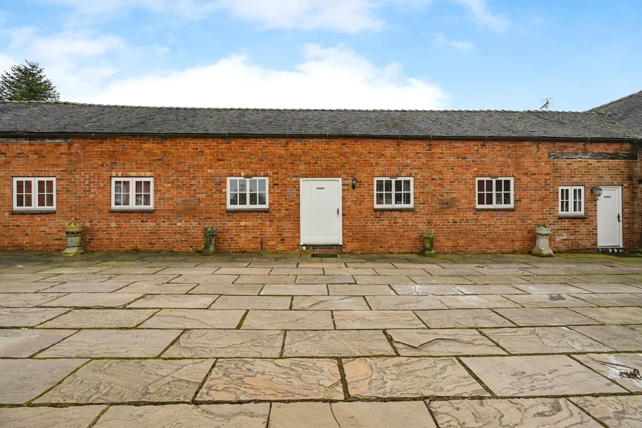 3 bed barn conversion for sale, Nightjar Cottage, Leigh, ST10