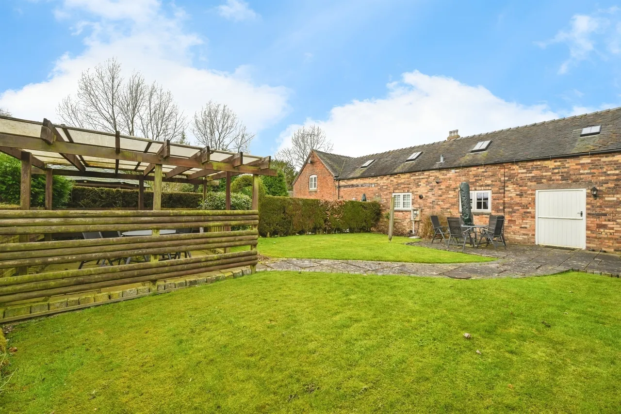 Nightjar Cottage, Leigh, ST10, photo 2
