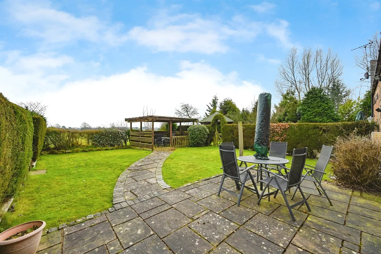 Nightjar Cottage, Leigh, ST10, photo 15