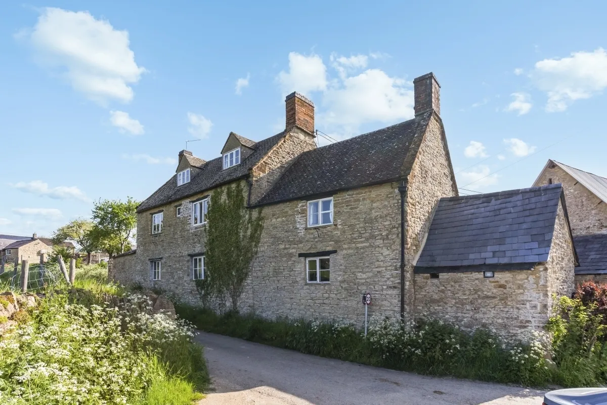 5 bed house to rent — Fox Lane Middle Barton OX7