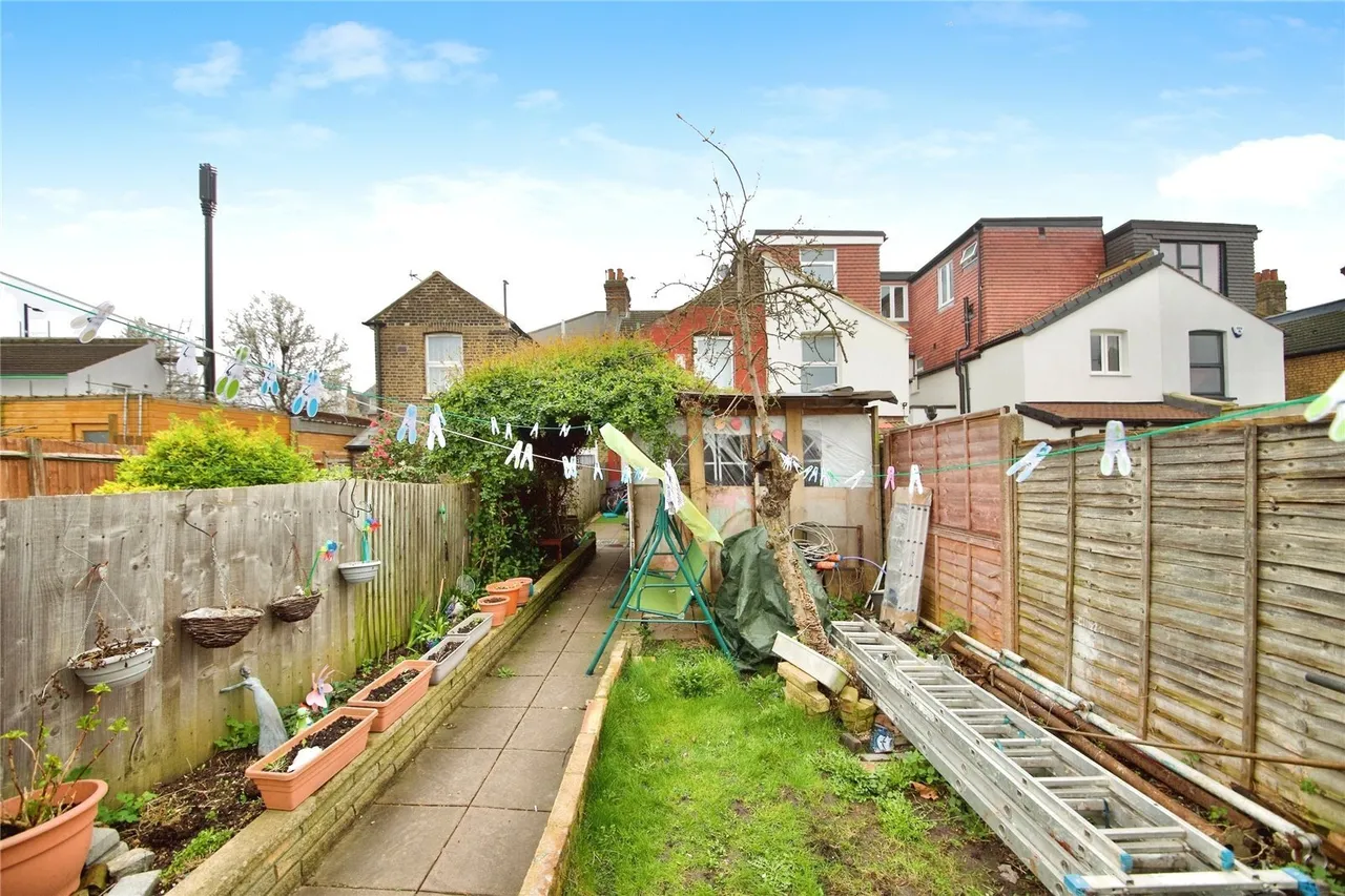 Southbury Road, Enfield, EN3, photo 13