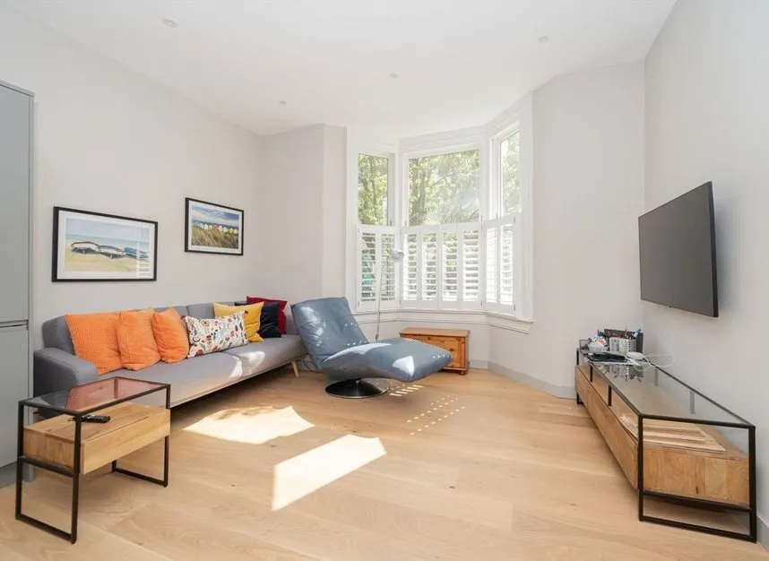 Gratton Road, West Kensington, W14, photo 2