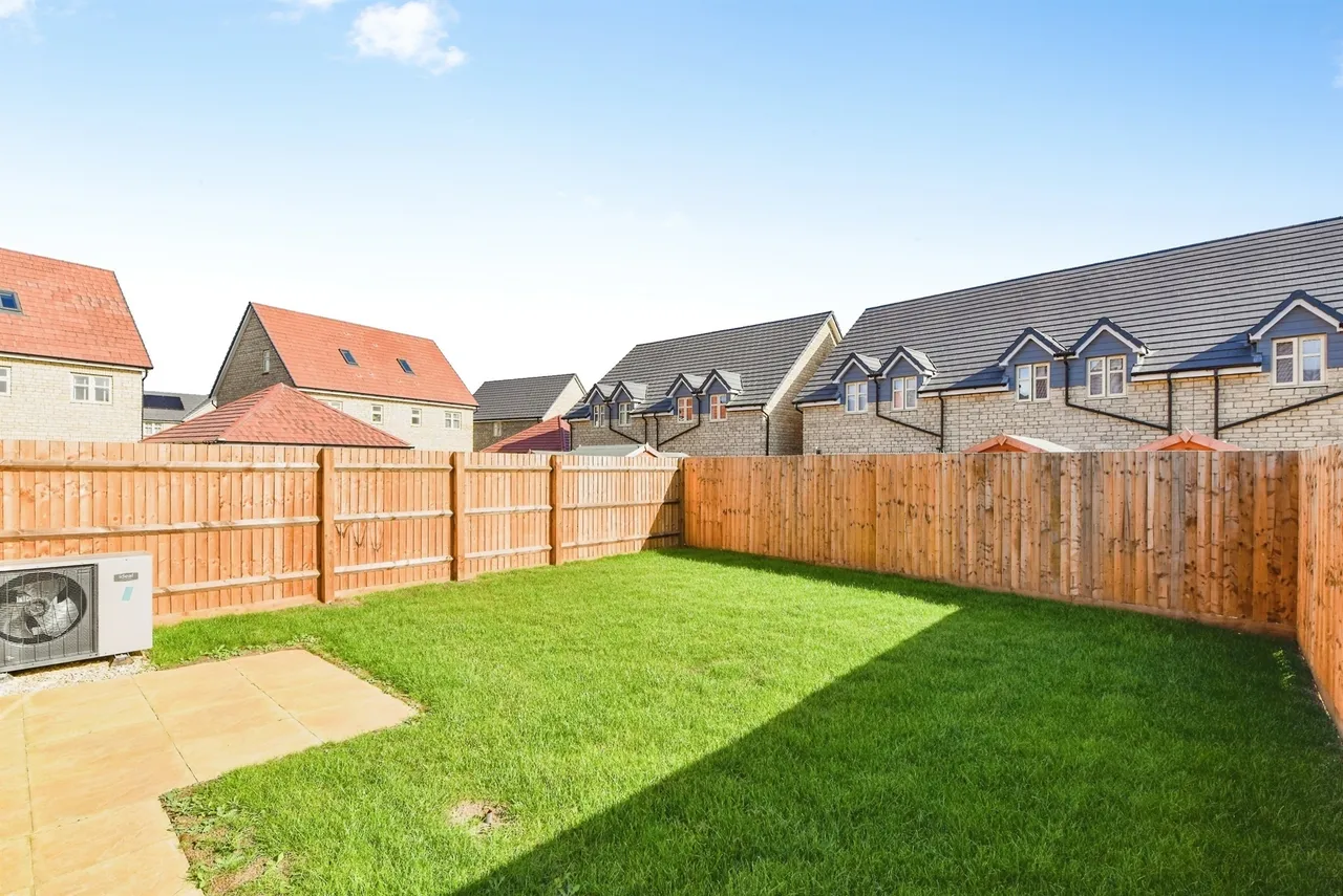 Cranbrook Close, Patterdown, SN15, photo 9