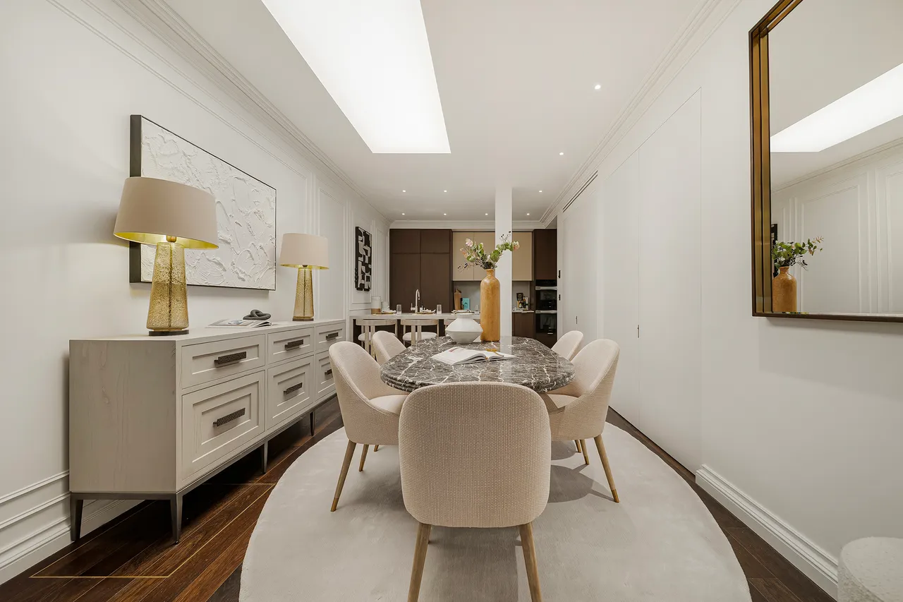 Six Charles Street, Mayfair, London, photo 3