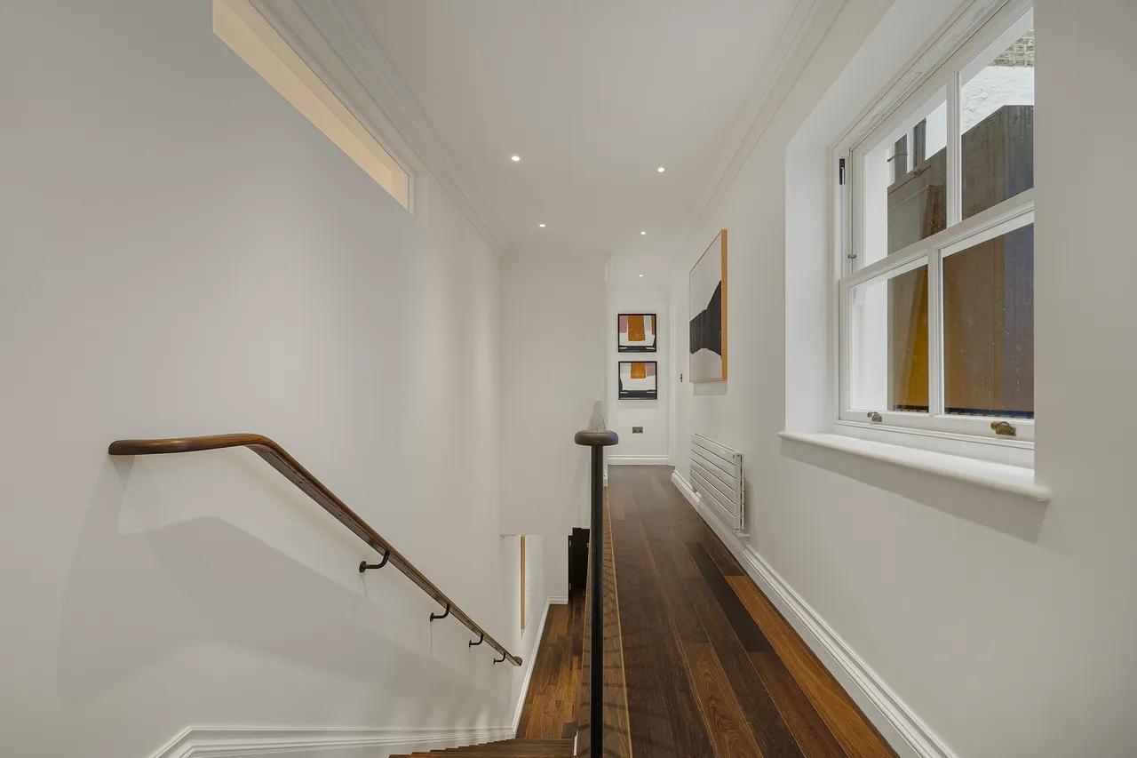 Six Charles Street, Mayfair, London, photo 7
