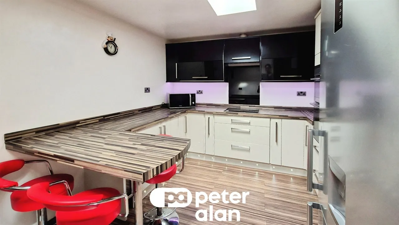 Fernhill Terrace, New Tredegar, NP24, photo 9