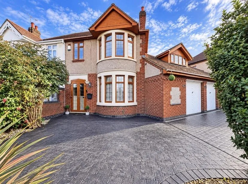 4 bed house for sale, Newdigate Road, Bedworth, CV12