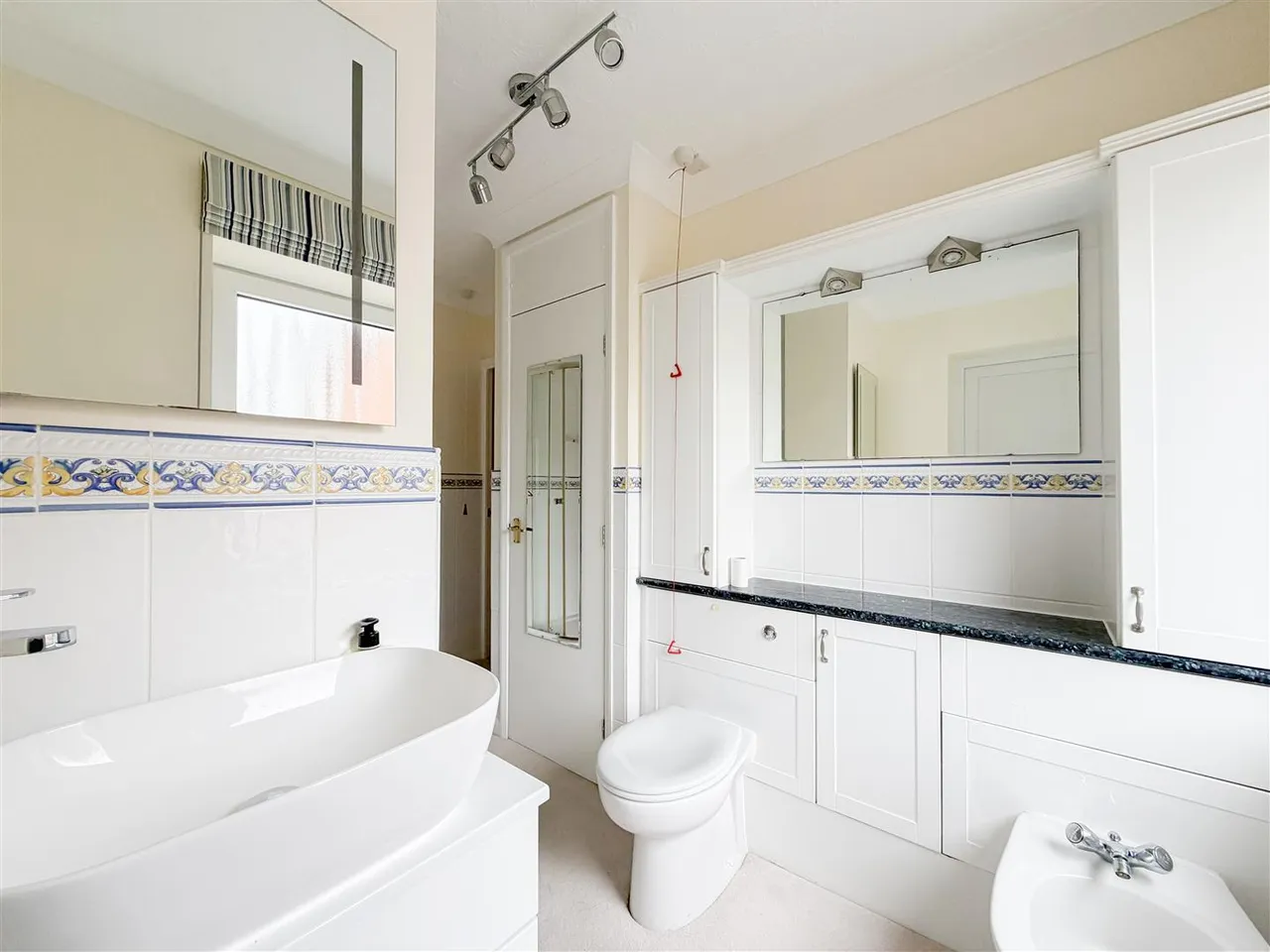Marina, Bexhill-On-Sea, TN40 1BW, photo 13