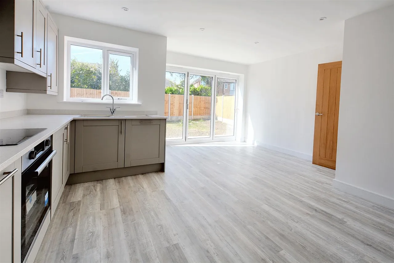 Waldorf Close, Alvaston, DE24, photo 6