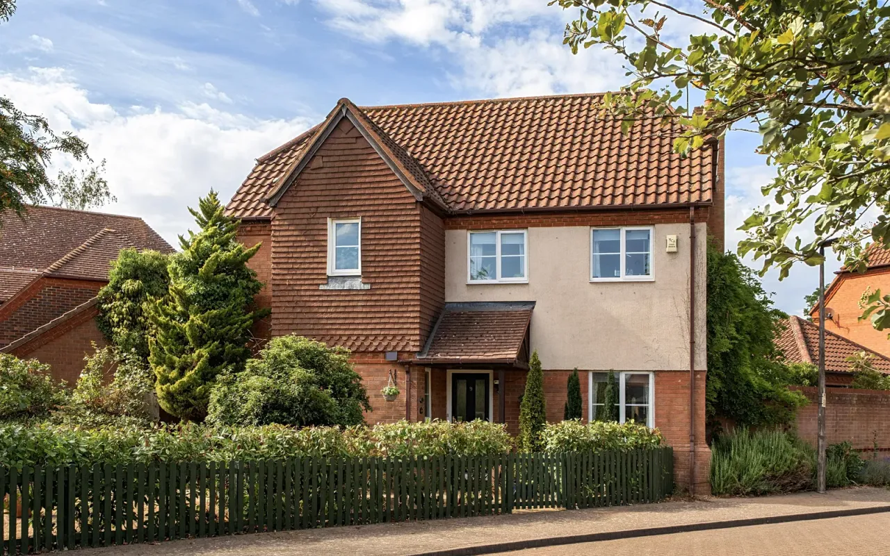4 bed property for sale — Riverside View, Milton Ernest, Bedford
