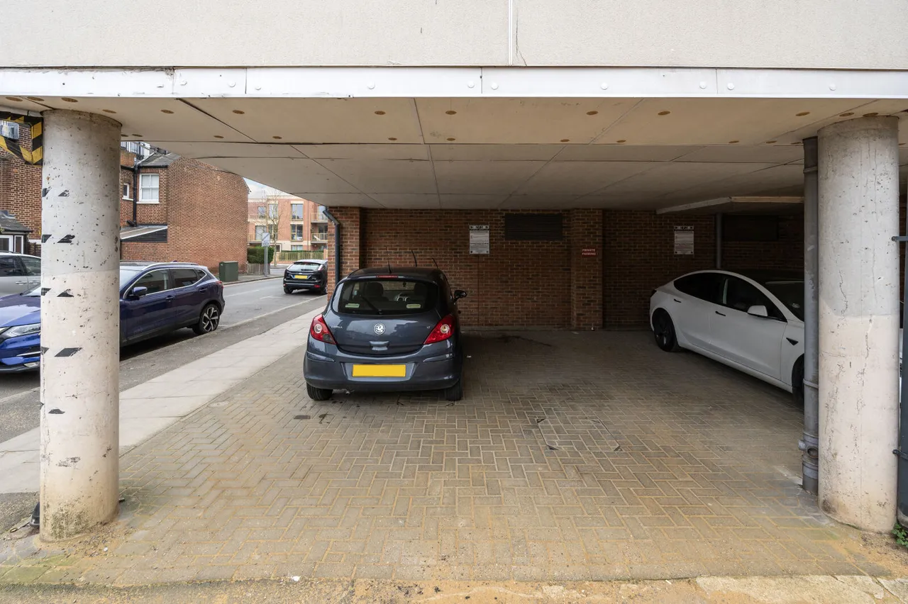 Sandringham Avenue, Wimbledon, SW20, photo 14