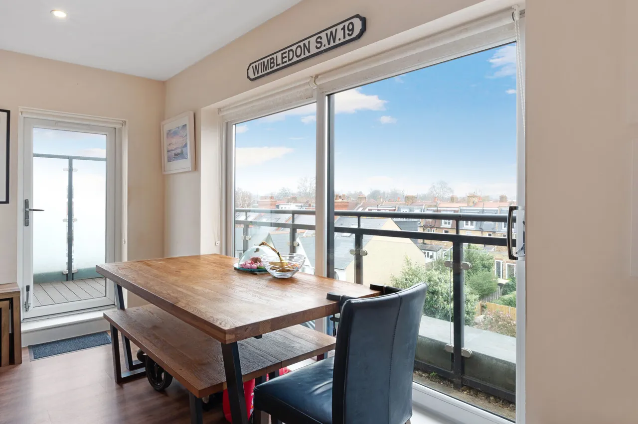 Sandringham Avenue, Wimbledon, SW20, photo 3
