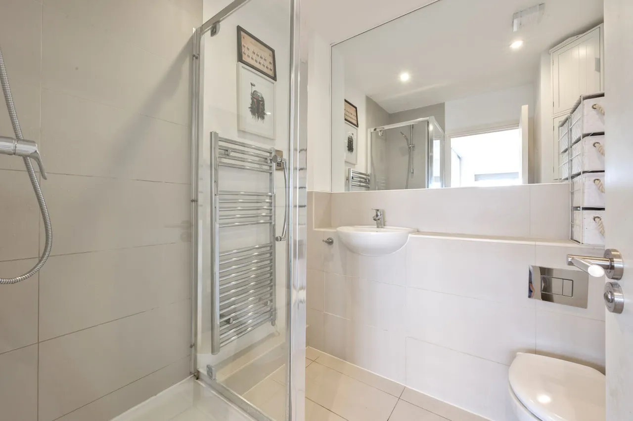 Sandringham Avenue, Wimbledon, SW20, photo 10