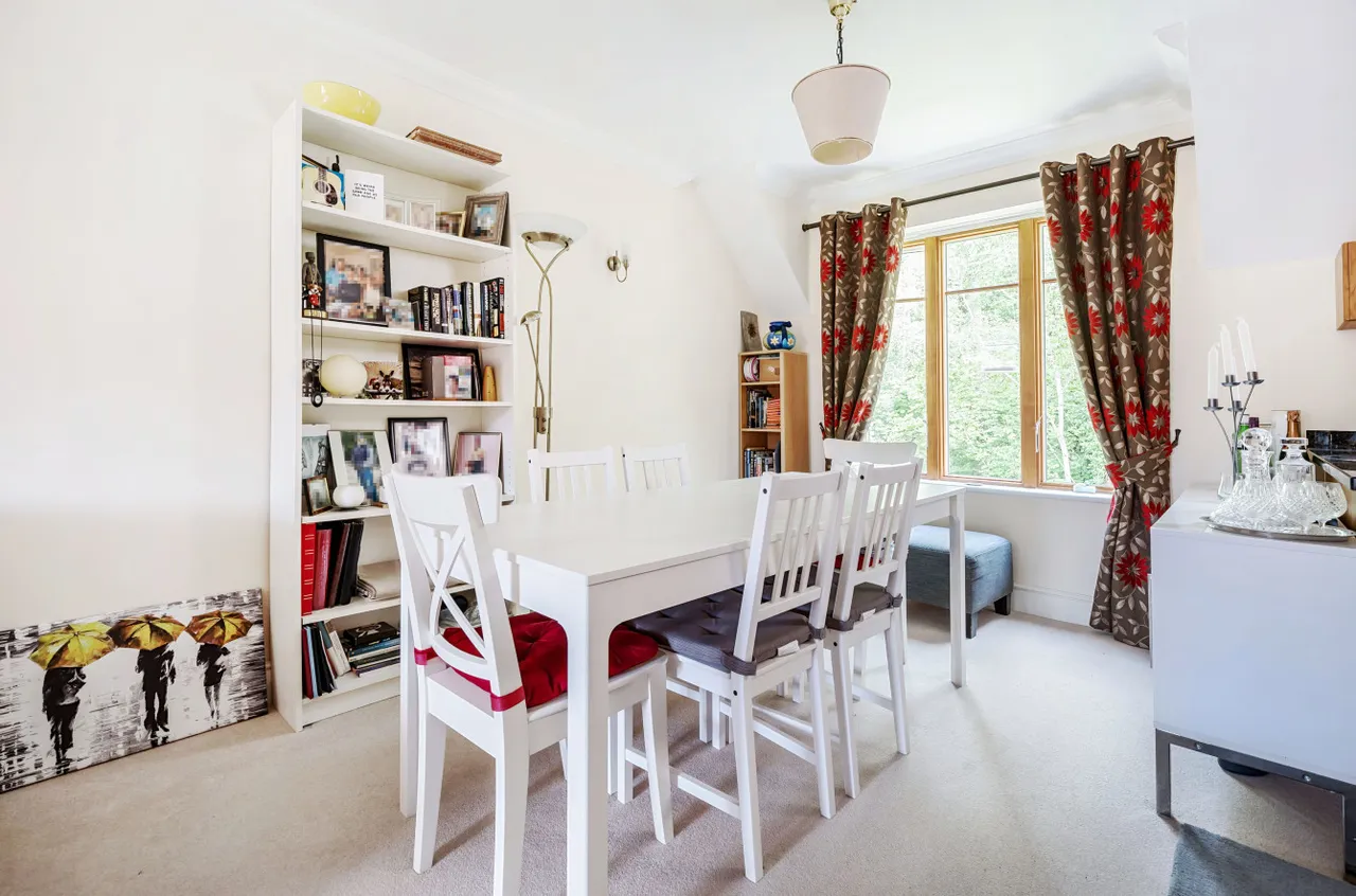 Salisbury Road, Sherfield English, SO51, photo 3
