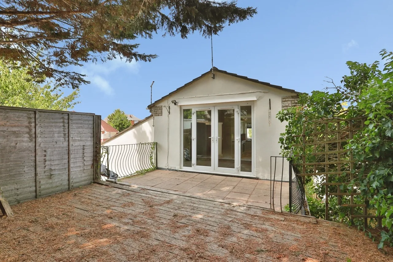 Beaconsfield Road, Poole, BH12, photo 13
