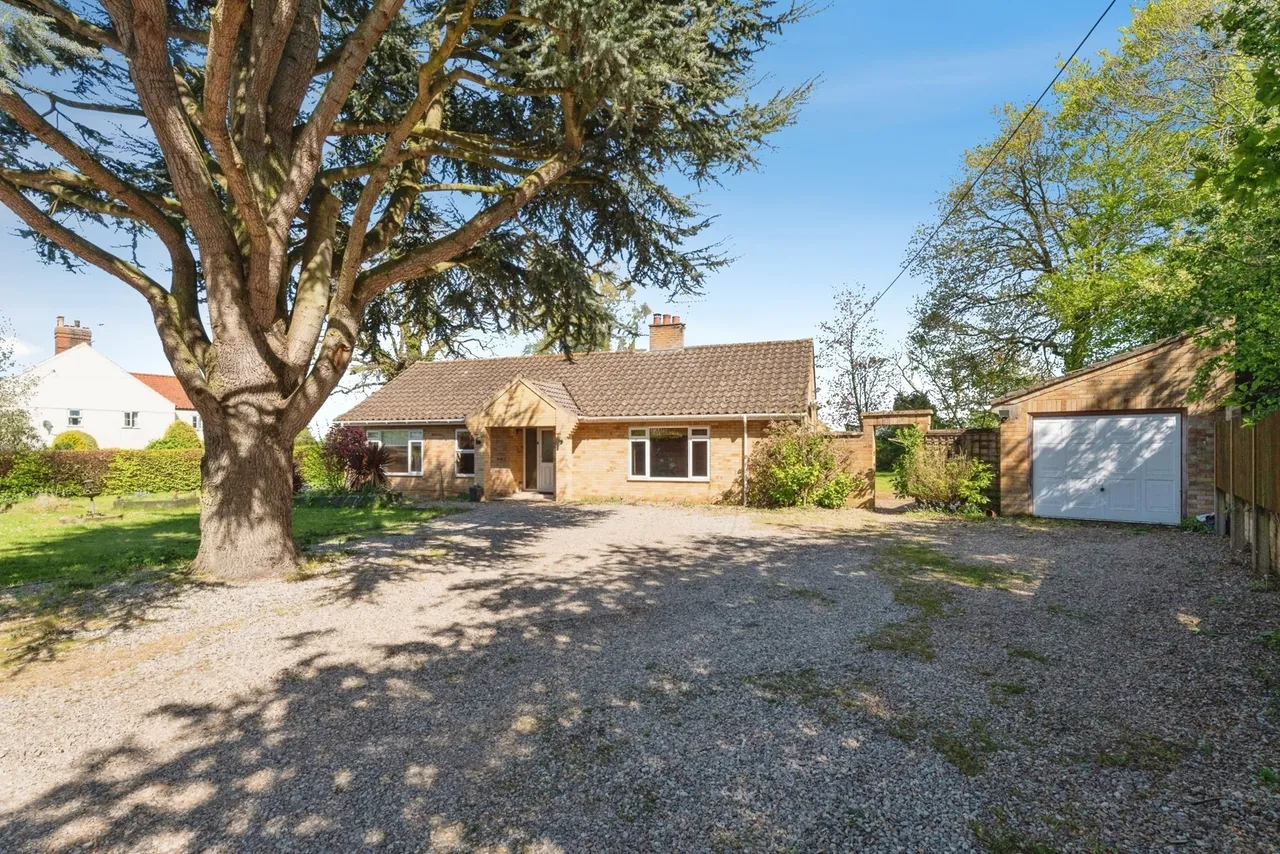 3 bed house for sale — Meadow Lane, Briston, Melton Constable, Norfolk, NR24