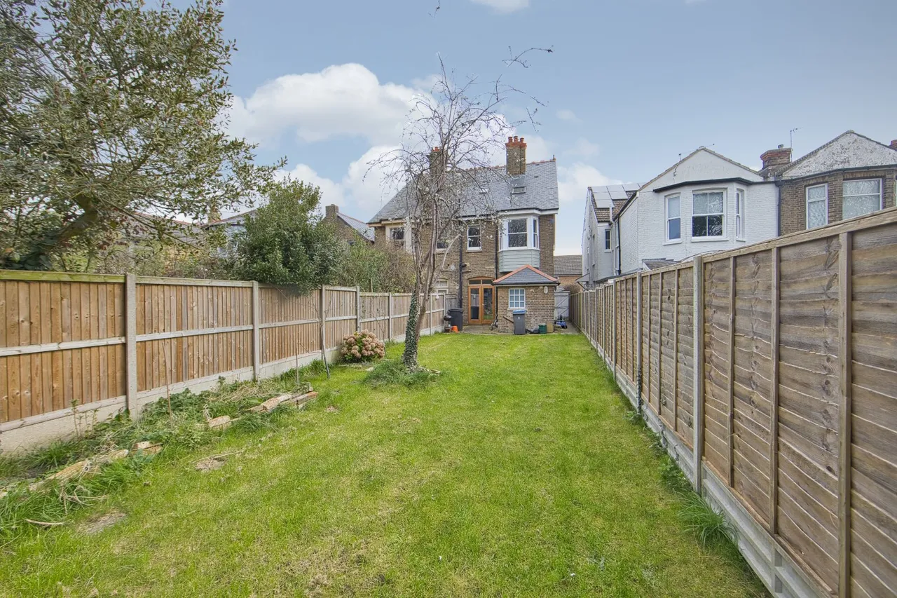 Blenheim Road, Deal, CT14, photo 17