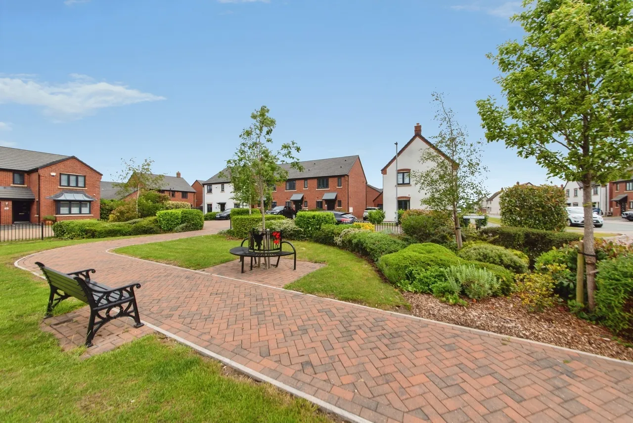 Cricket Green, Saxilby, Lincoln, Lincolnshire, LN1, photo 3
