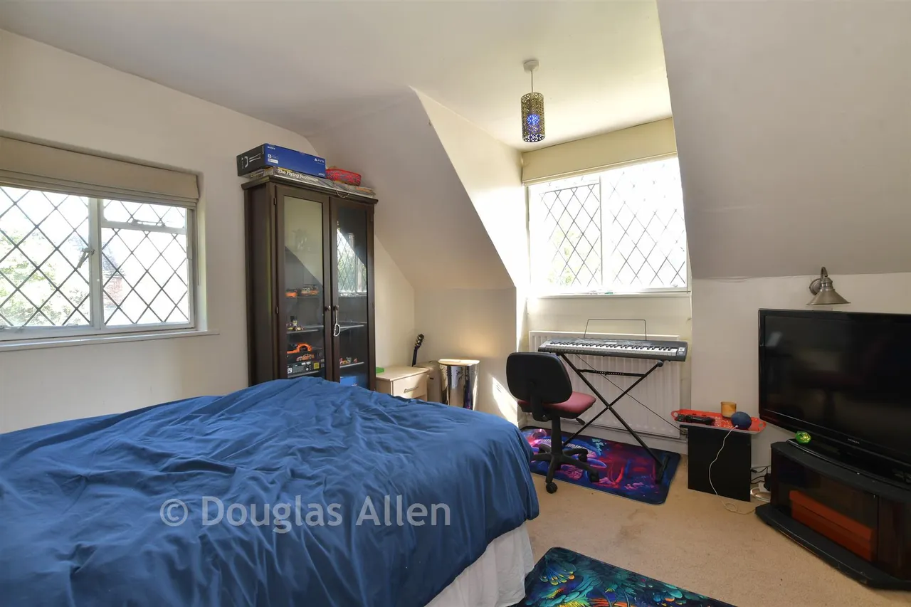 Hobbs Cross Road, Harlow, CM17, photo 9