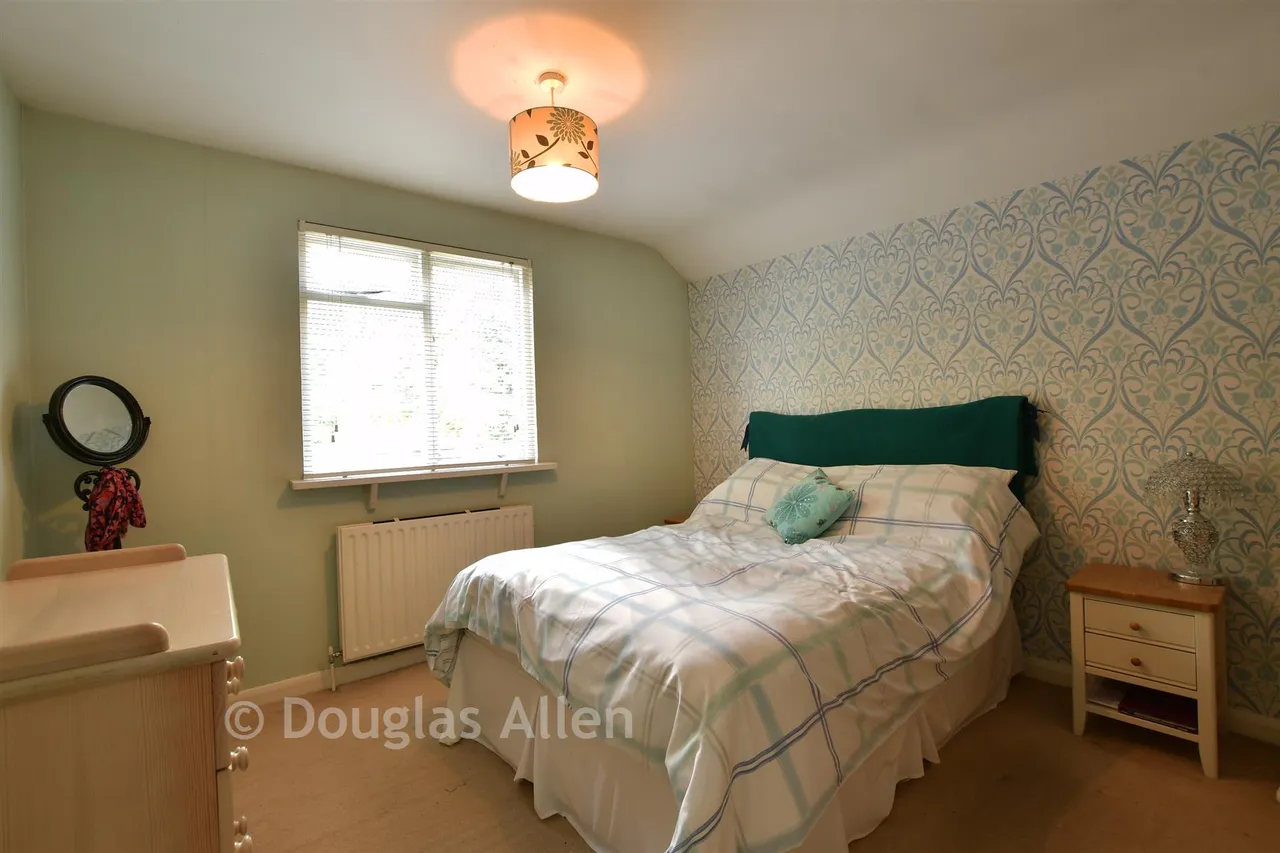 Hobbs Cross Road, Harlow, CM17, photo 10