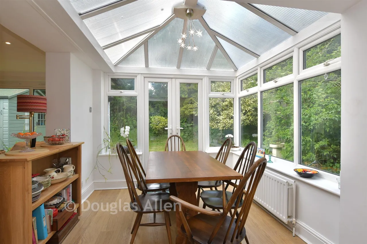Hobbs Cross Road, Harlow, CM17, photo 6