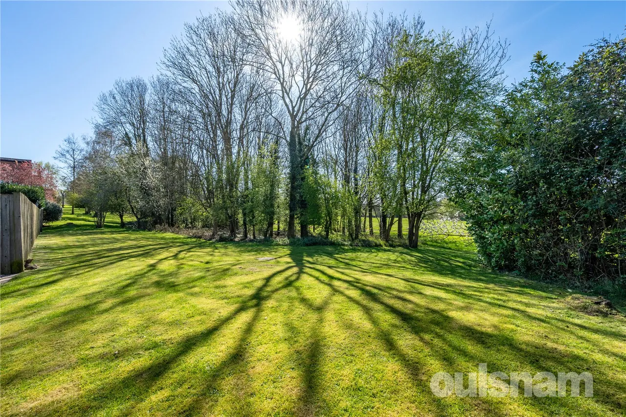 Hither Green Lane, Abbey Park, B98, photo 19