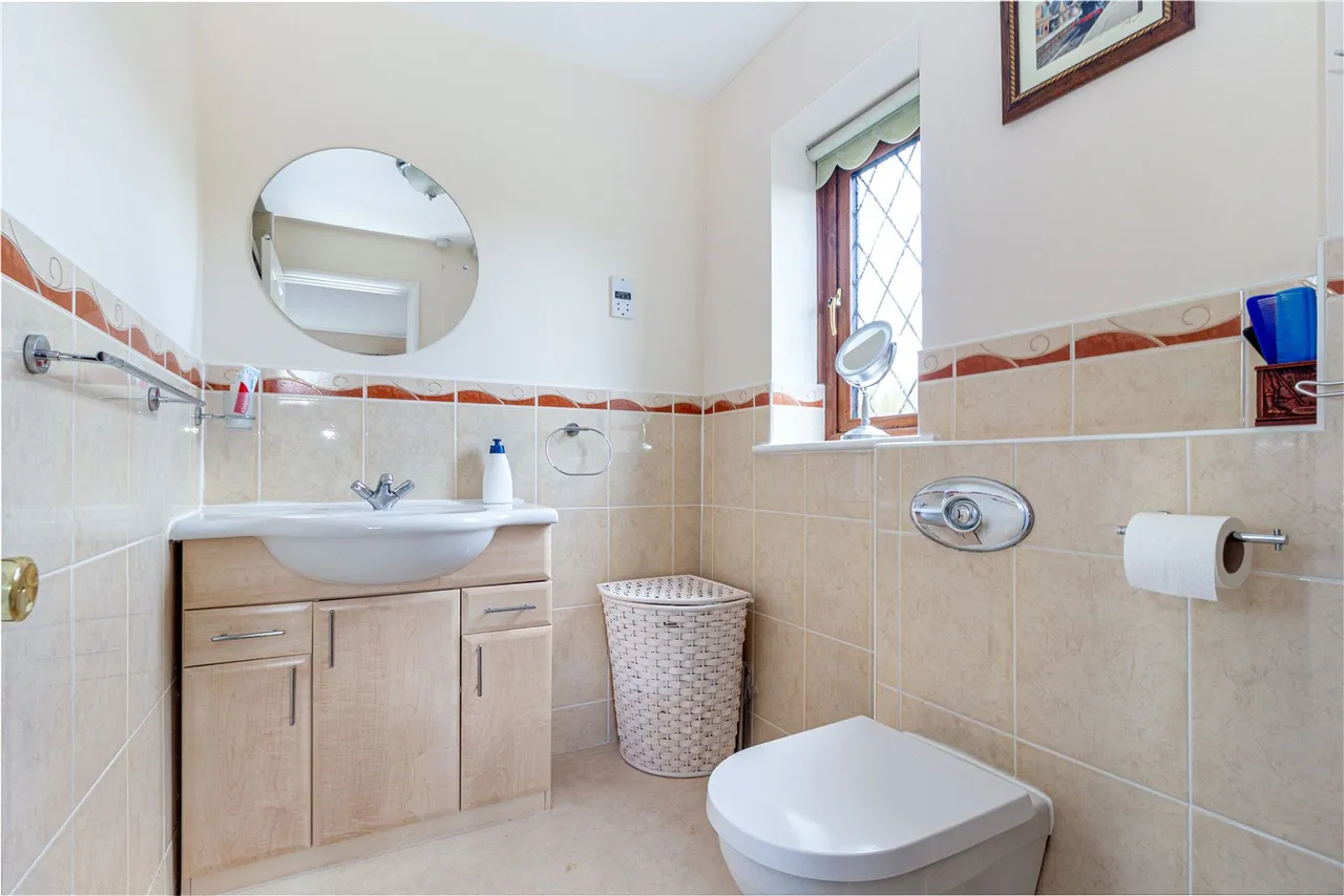 Hither Green Lane, Abbey Park, B98, photo 9