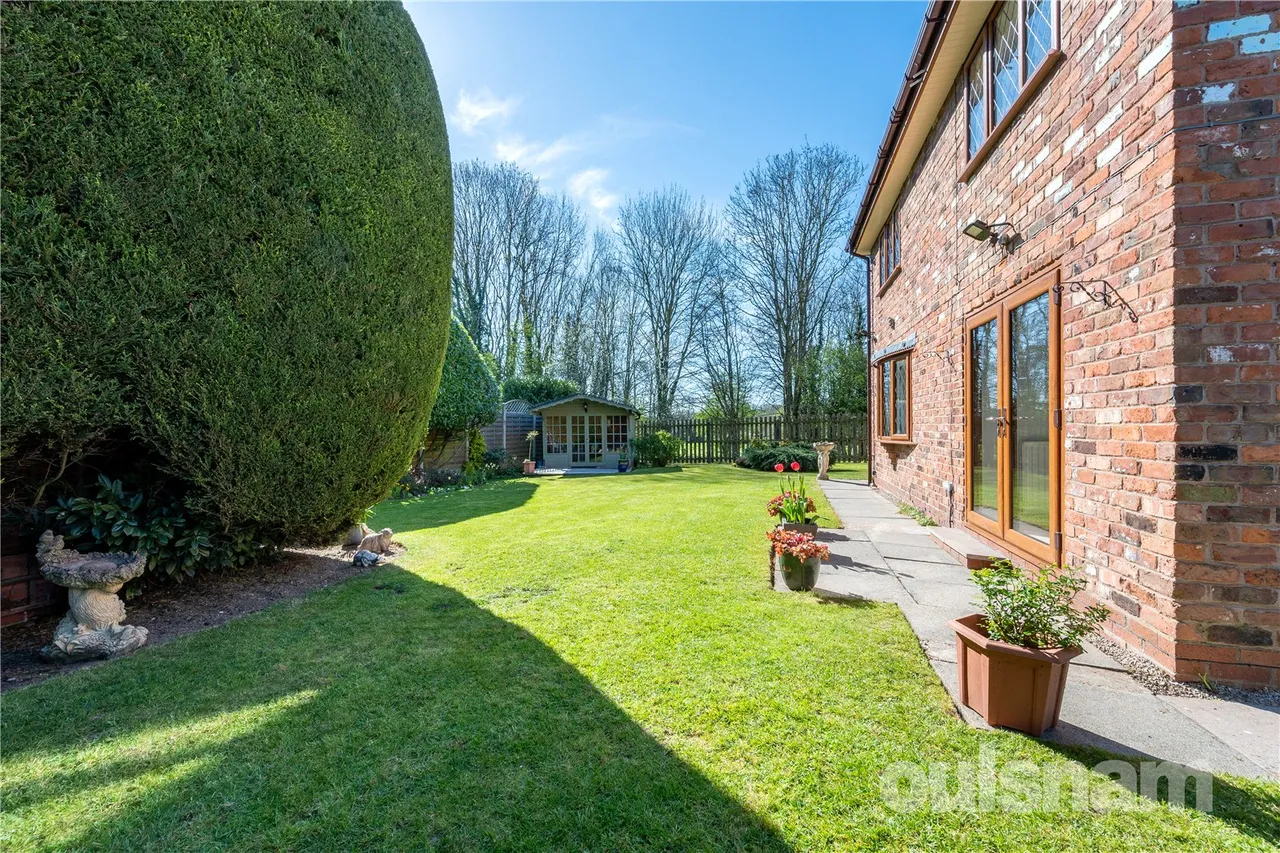 Hither Green Lane, Abbey Park, B98, photo 15